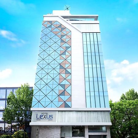 Hotel Lexus Янгон Екстер'єр фото